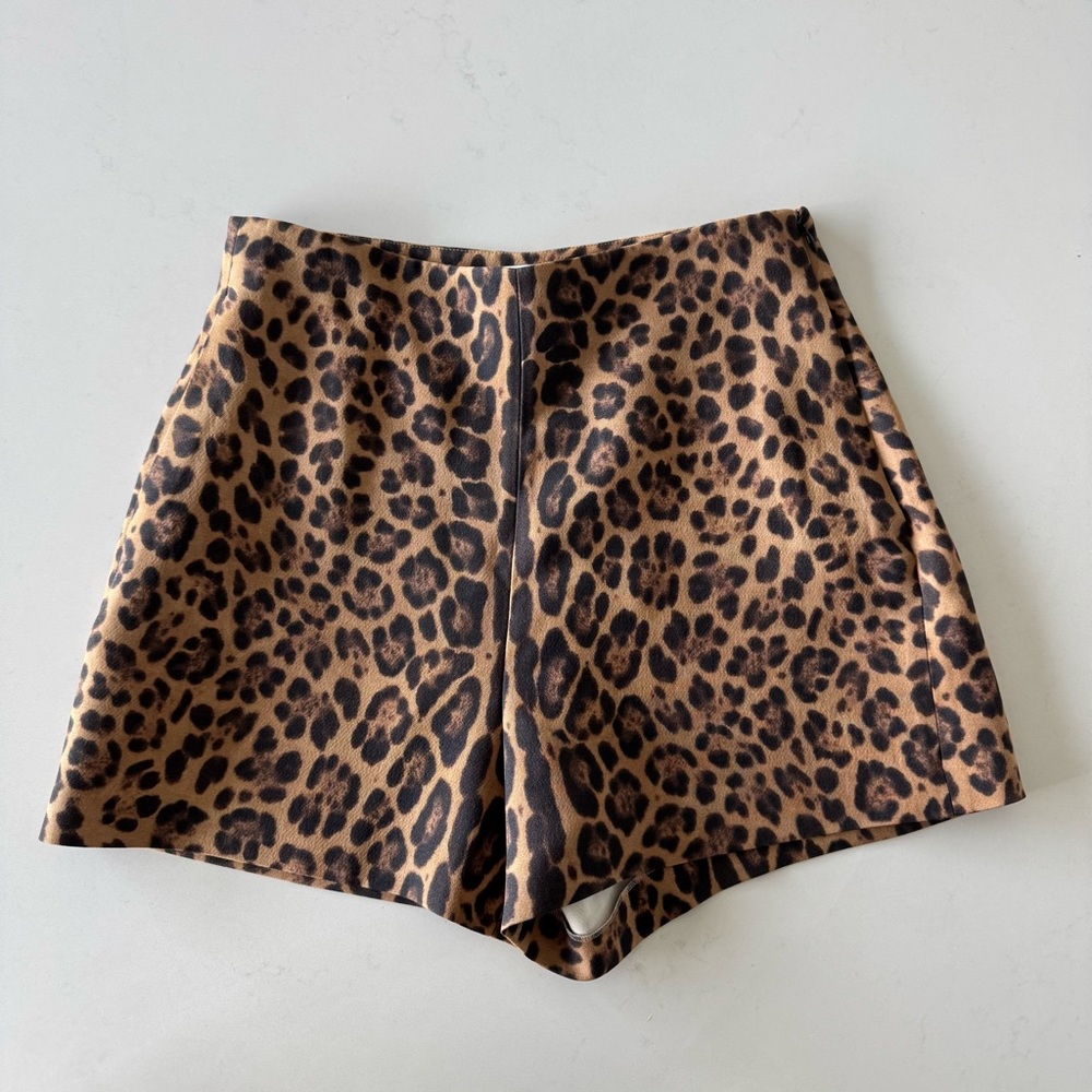 Valentino Leopard Print Women's Shorts
